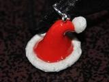 Pendentif bonnet du père noel