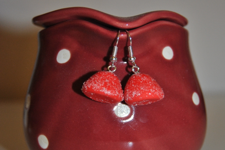 Boucles d’oreilles fraises TAGABA